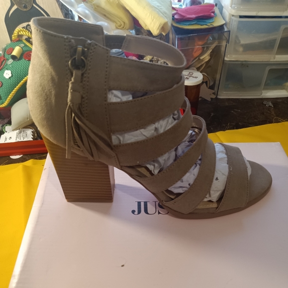 Shoes - Picture 2 of 2